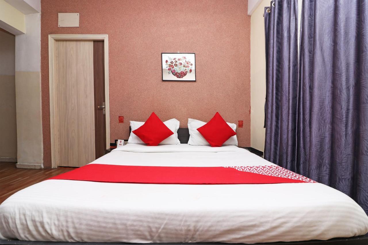 Oyo 4219 Ratnakar Residency Hotell Calcutta Exteriör bild